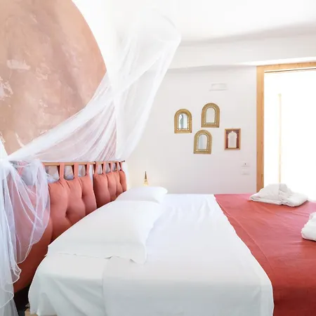 Ajamola 4* فافينانا