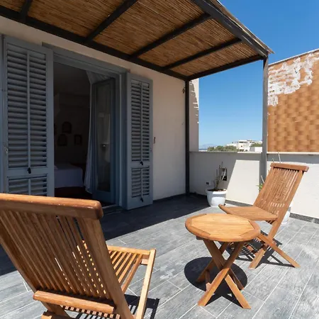 Ajamola Guest house