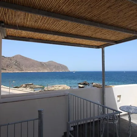 Ajamola Guest house 3*