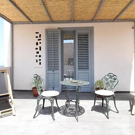 Ajamola Guest house 3*