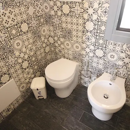 بيت ضيافة Ajamola فافينانا